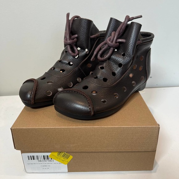 HZM Coffee Perforated Tie Leather Ankle Boots Women's 39 / US 8 - Picture 10 of 11